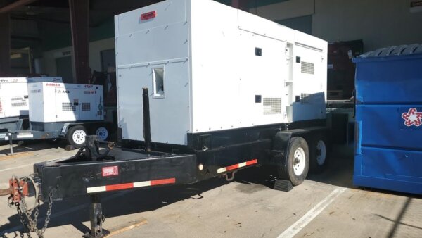 MULTIQUIP DCA300SSK MOBILE GENERATOR
