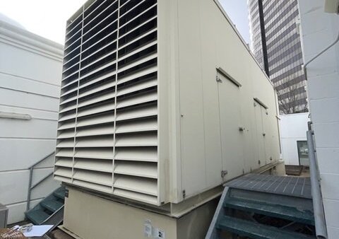 CUMMINS 2000C STANDBY GENERATOR