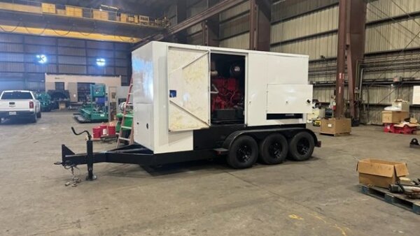 CUMMINS C300 D6RG MOBILE GENERATOR