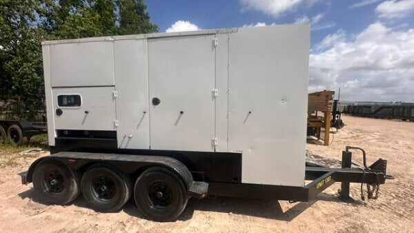 CUMMINS C300 D6RG 300KW MOBILE GENERATOR
