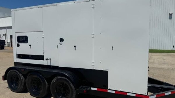 CUMMINS C300 D6RG 300KW MOBILE GENERATOR