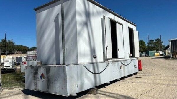 CUMMINS DQCA 600KW STANDBY GENERATOR