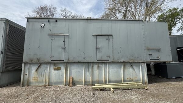 CATERPILLAR 3516C 2000KW DIESEL GENERATOR