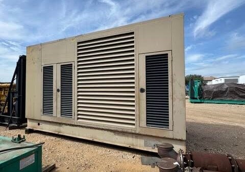 CUMMINS GTA50 725KW NATURAL GAS GENERATOR